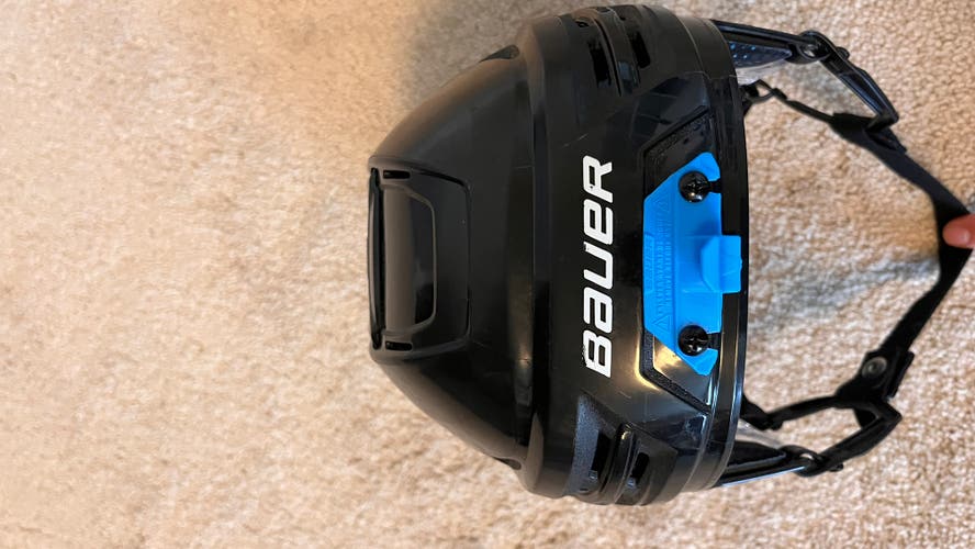 Medium Bauer Re-Akt 85 Helmet (Used)