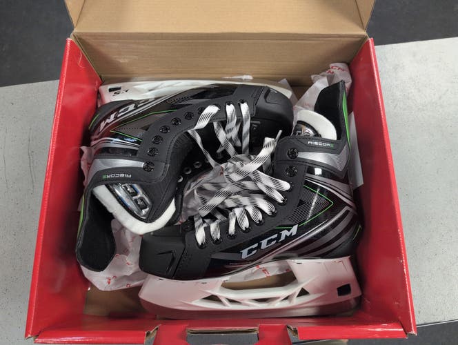 CCM Ribcor 86K Hockey Skates Regular Width 7.5 (New)