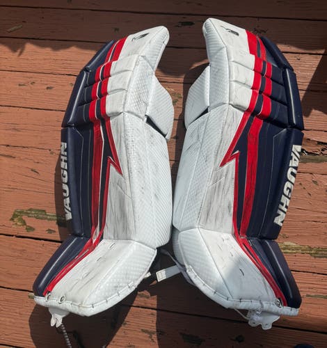 34" Vaughn Velocity V9 Goalie Leg Pads (Used)