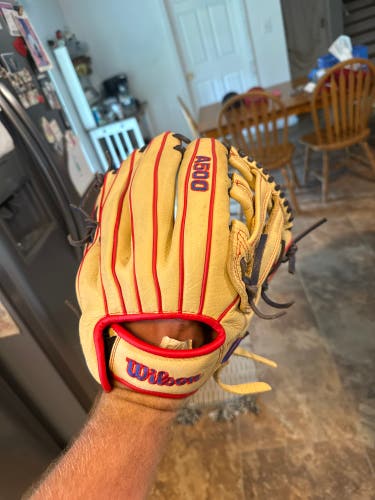 Wilson A500 RH Baseball Glove 12" (Used)