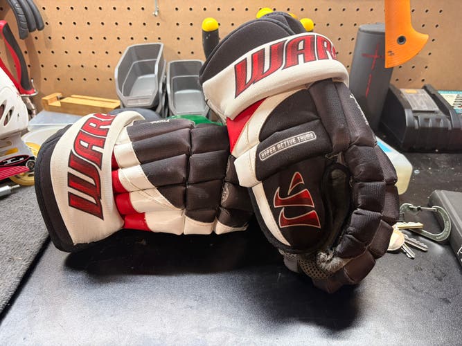 Warrior Dynasty AX1 Gloves 13" (Used)