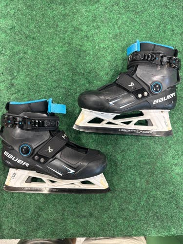 Intermediate Bauer Konekt HF3 Hockey Goalie Skates Size 4 (Used)