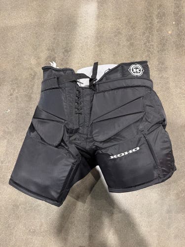 Black Senior XL Koho 587 revolution Hockey Goalie Pants (New)