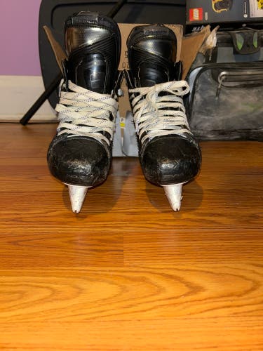 2022 Bauer Supreme Mach Hockey Skates Pro Stock 6.5 (Used)