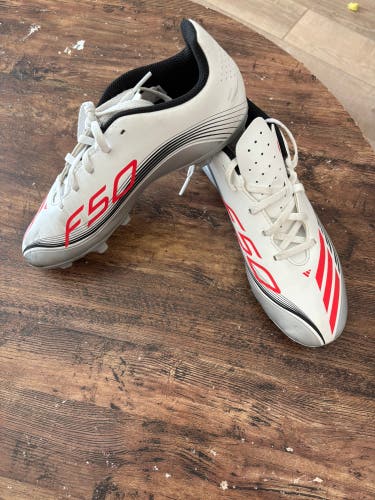 White Kids 6Y (Big Kids / Youth) Adidas F50 Elite Molded Cleats Cleats (Used)