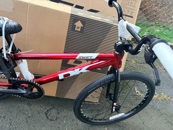 Unisex 2025 DK BMX Bike  junior size.