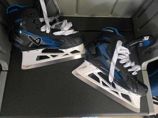 Bauer GSX Hockey Goalie Skates Extra Wide Width Size 4 (Used)