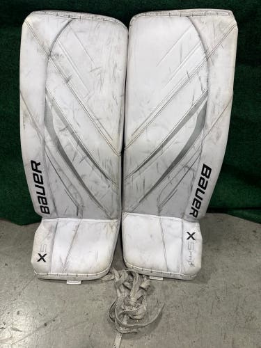 White Intermediate Bauer Vapor X5 Pro Goalie Leg Pads (Used) | Intermediate Medium (31+)