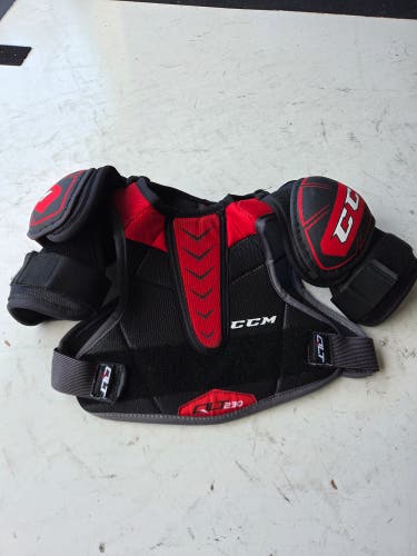 Small Junior CCM QLT 230 Shoulder Pads (Used)