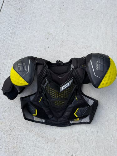 Bauer Supreme Matrix Shoulder Pads