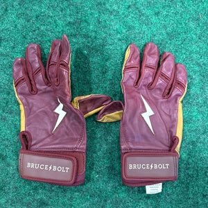 Red Medium Bruce Short Cuff Bolt Batting Gloves (Used)