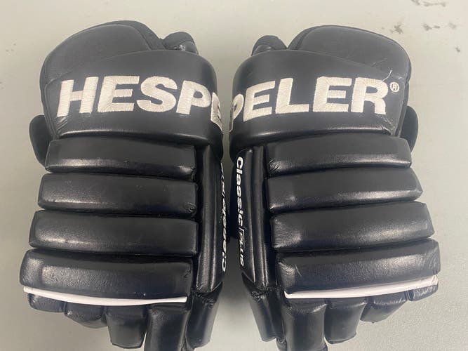 Hespeler 13" hockey Gloves