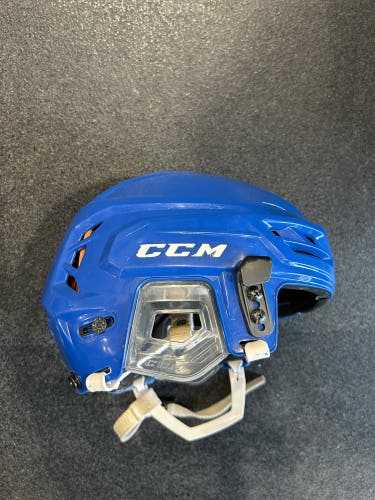 Small CCM Tacks 710 Helmet