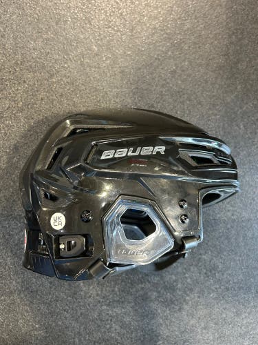 Large Bauer Re-Akt 155 Helmet