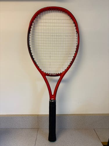 Adult YONEX VCORE Tennis Racquet (Used)