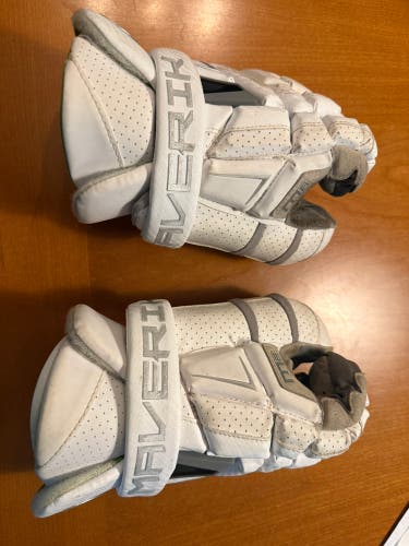 Maverik M6 Lacrosse Gloves (Used)