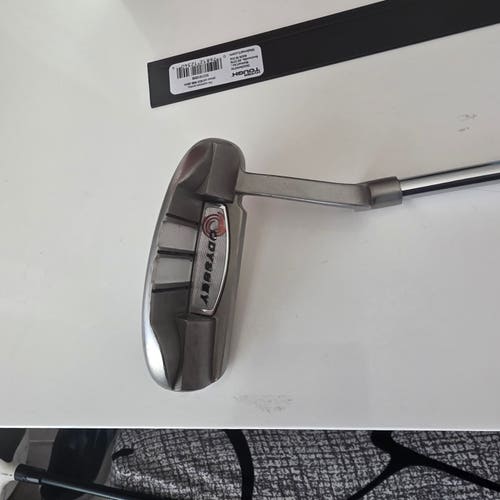 Unisex Odyssey Mallet XG330 Right Handed Putter Steel 35" (Used)