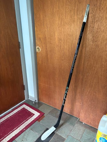 Senior CCM Ribcor Trigger 9 Right Handed Hockey Stick P28 70 Flex (Used)