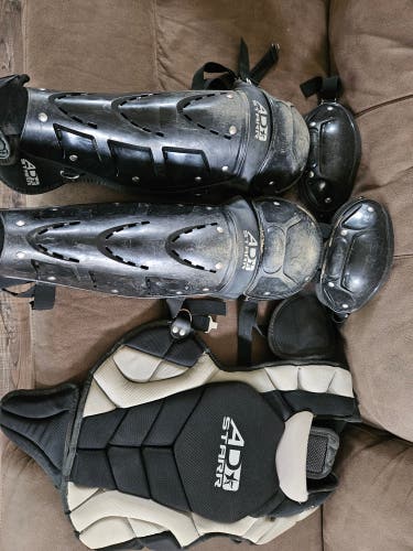 Black Catcher's Set (Used)