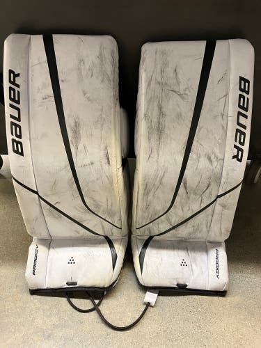 24" Youth Bauer Prodigy Goalie Leg Pads (Used)