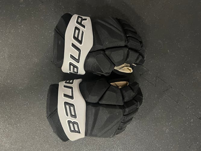 Bauer Vapor X Gloves 13" Pro Stock (Used)