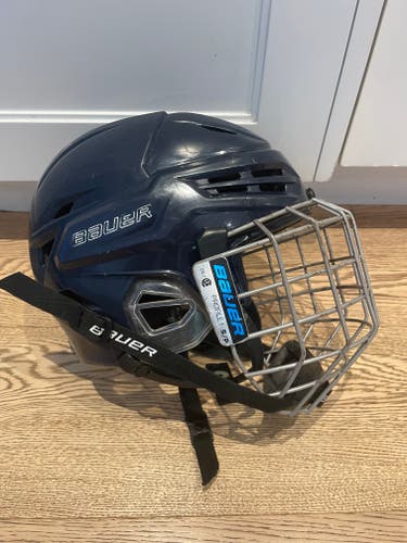 Small Bauer Re-Akt Helmet (Used)