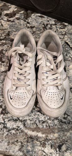 White Unisex Size M 6.5 (W 7.5) Nike Air Force 1 Shoes (Used)