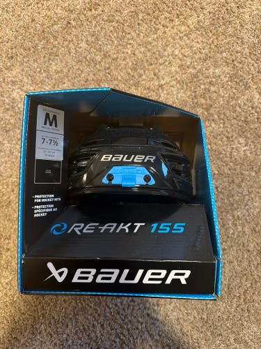 Medium Bauer Re-Akt 155 Helmet (New)