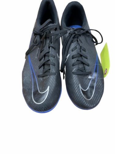 Nike Mercurial Size 6 Soccer Cleats