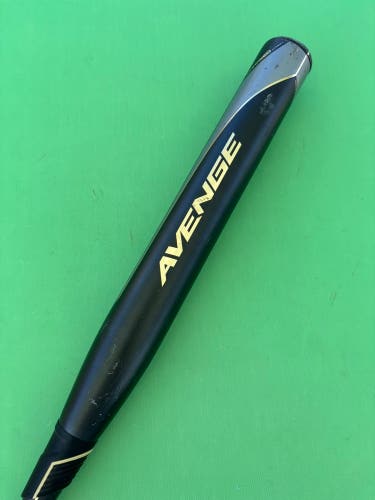 AXE Avenge Composite Bat (-6) 28 oz 34"