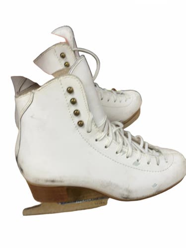 Jackson Mark IV Figure Skates Size 8B White