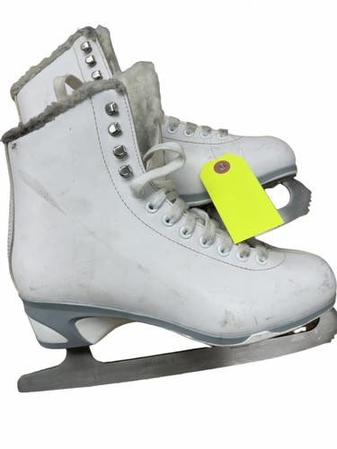 Jackson Cameo Size 8 White Figure Skates