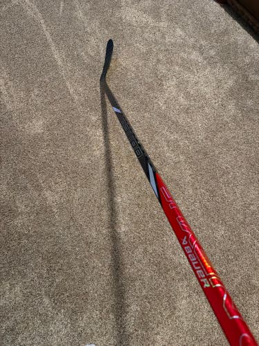 Senior Bauer Nexus 2N Pro XL (Wrapped as Tracer) Right Handed Hockey Stick P28 77 Flex Pro Stock