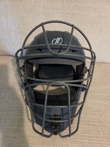 XS3 Catcher's Mask (Used)
