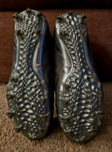 Black Men's Size M 8.5 (W 9.5) Adult Nike Mid Top Huarache (Used)