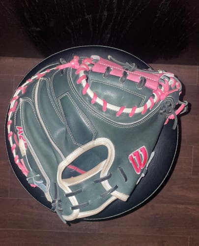 2024 Wilson A2K RH Catcher's Baseball Glove 33.5" (Used)