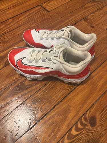 Red Men's Size M 10.0 (W 11.0) Adult Nike Huarache Low Top Molded Cleats (Used)
