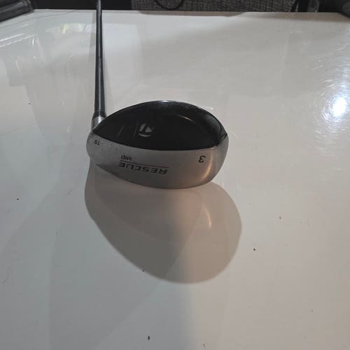 TaylorMade Right Handed Hybrid Regular Flex 3H (Used)