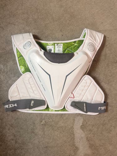 Large Adult Maverik M5 Speed Pad Shoulder Pads (Used)
