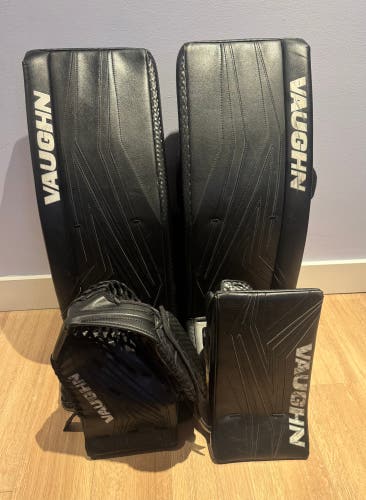 Vaughn SLR3 Pro Carbon Goalie Full Set (32+2)