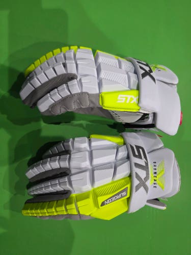 STX Surgeon RZR2 Lacrosse Gloves (New)