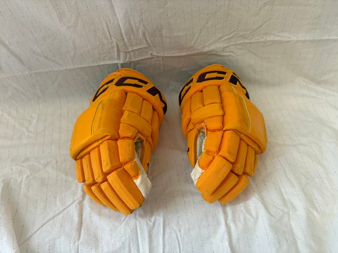 CCM HG97 Gloves 15" (Used)