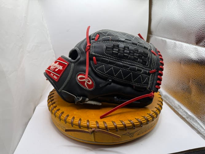 Pitcher's RH Rawlings Pro Preferred Baseball Glove 12.25" (Used)