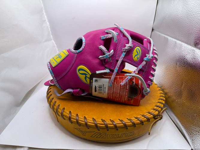 Infield RH Rawlings Heart of the Hide R2G Baseball Glove 11.5" (New)