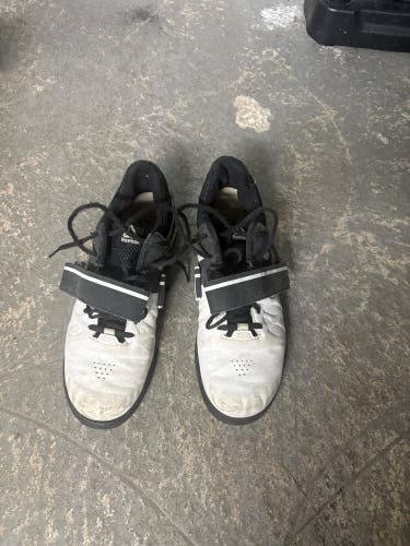 Black Men's Size M 11.0 (W 12.0) Adult Reebok Shoes (Used)