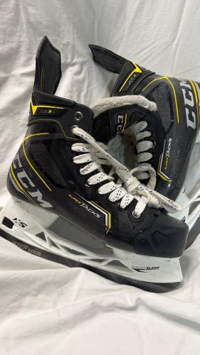 Black/Yellow 2020 CCM Super Tacks AS3 Hockey Skates 8 (Used)
