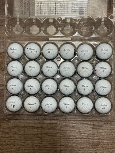 24 Titleist Pro V1 Golf Balls - 5A MINT CONDITION ONLY