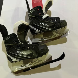 CCM Hockey Skates YOUTH 8 (New)