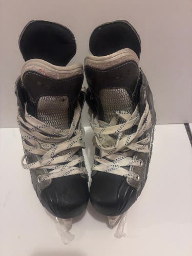 Bauer Vapor X 7.0 Hockey Skates Size 1.5 (US 2.5 shoe) (Used)