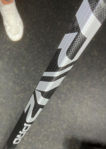 Used Warrior MINIMUS CARBON 12 Senior Goalie Stick 25" 11497-C000161685